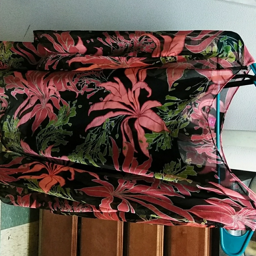 Vincce Camuto Blouse